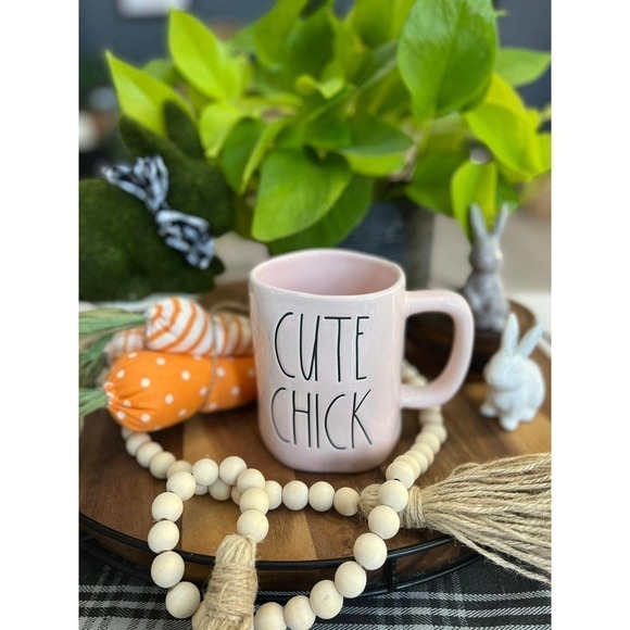 New Rae Dunn Easter Mug - Picture 1 of 1